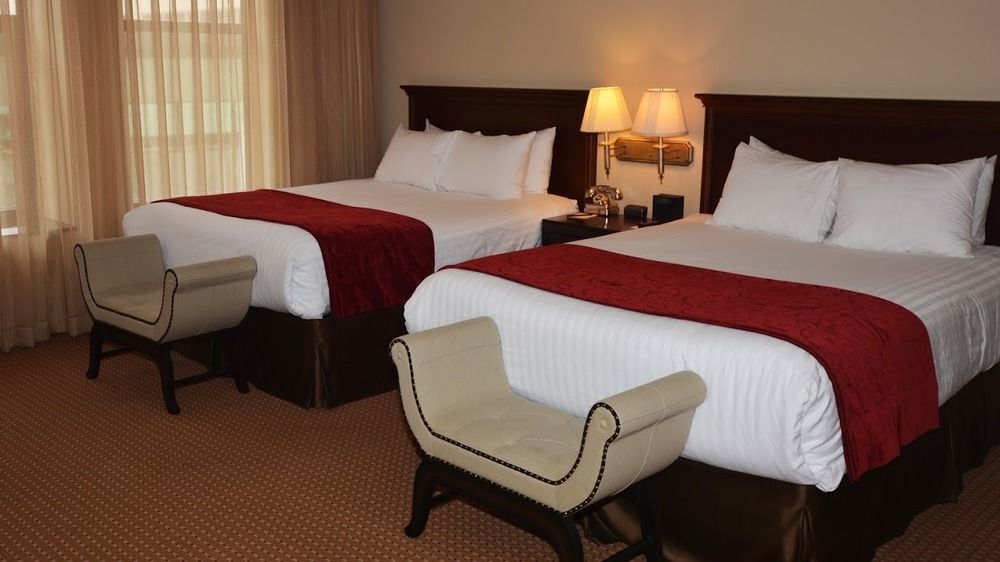 Des Lux Hotel Де-Мойн Экстерьер фото