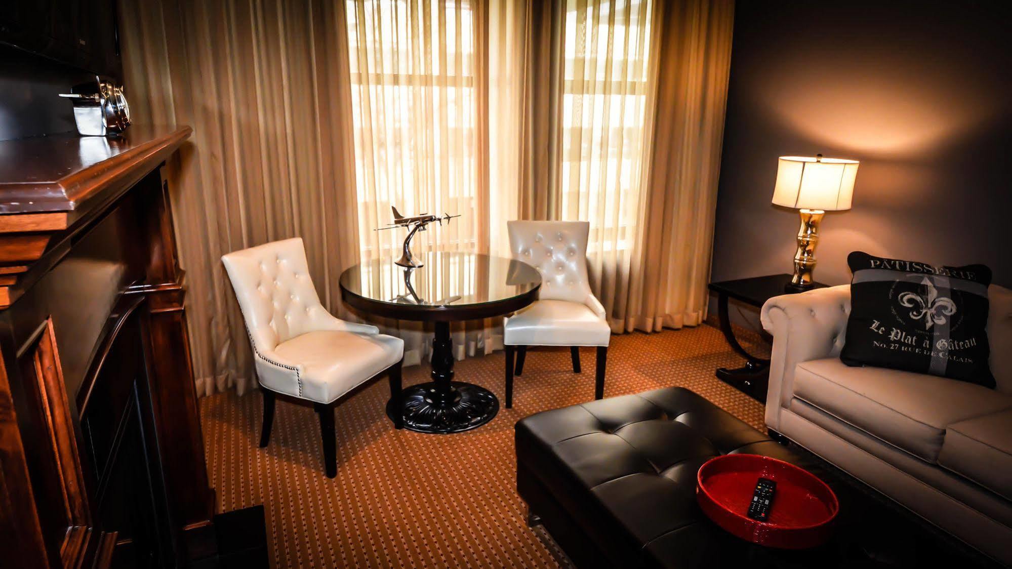 Des Lux Hotel Де-Мойн Экстерьер фото