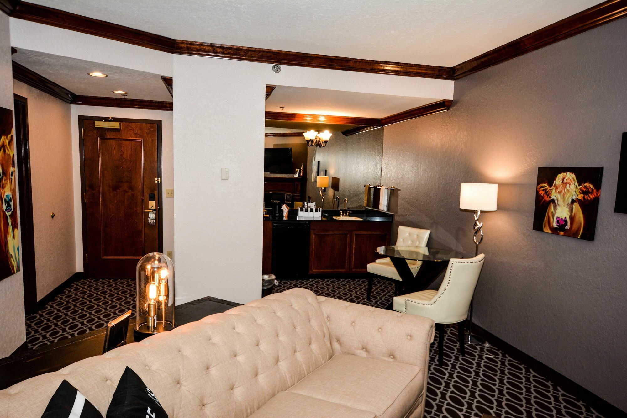 Des Lux Hotel Де-Мойн Экстерьер фото